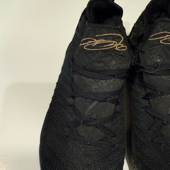 Nike LeBron XVI I Am King youth size 4 - Picture 4 of 8